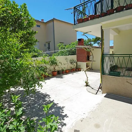 Ribarevic アパート *