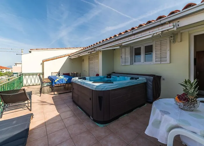 Ribarevic Lägenhet *