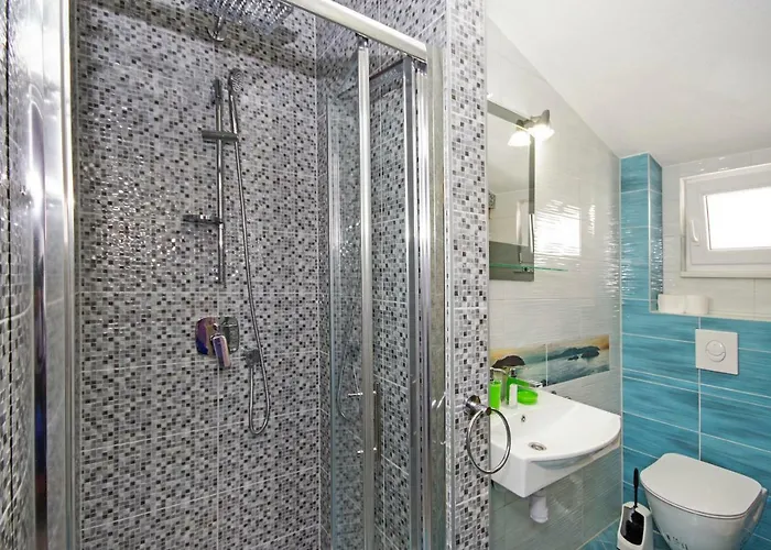 Ribarevic Apartment Makarska