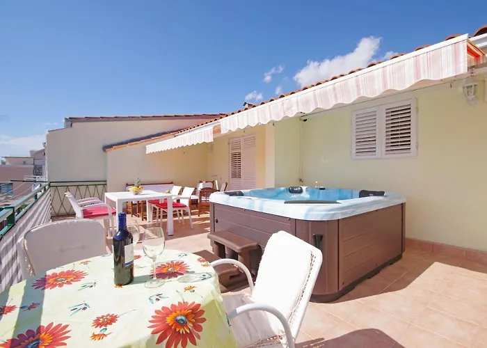 Apartment Ribarevic *